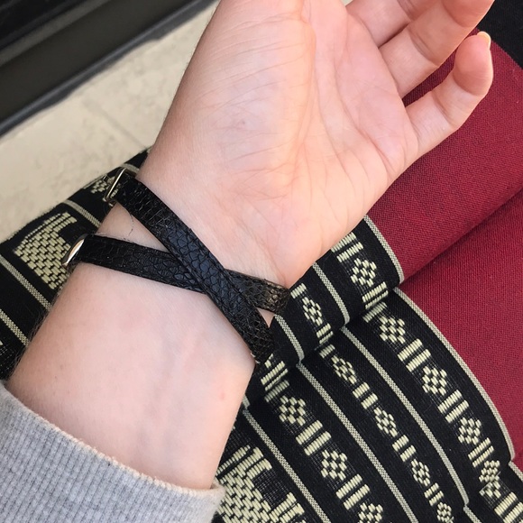 📍Wrap Around Wrist Watch - Picture 4 of 10